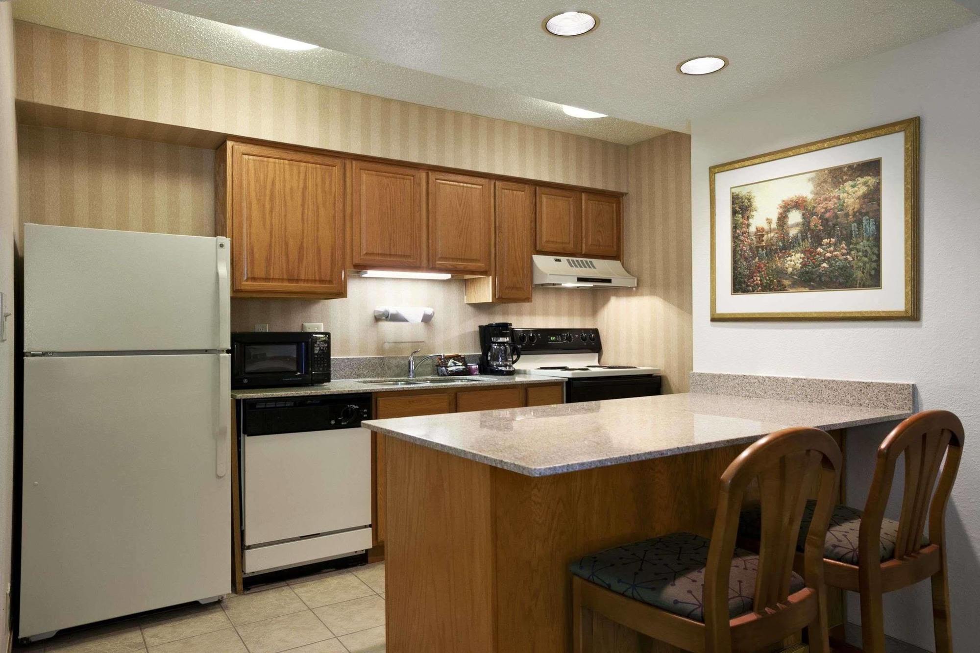 Hawthorn Suites Of Troy Exteriör bild